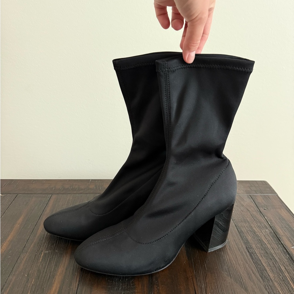 Elegant Black Women's Boots